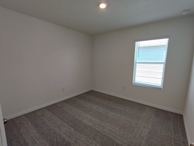 Building Photo - 34228 Jasper Stone Dr