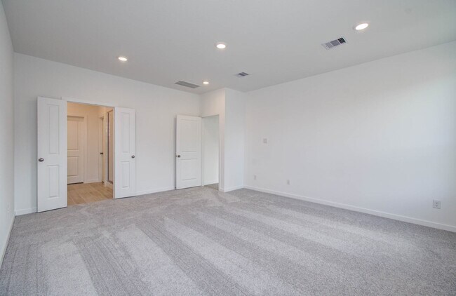 Building Photo - 26835 Zebra Grass Dr