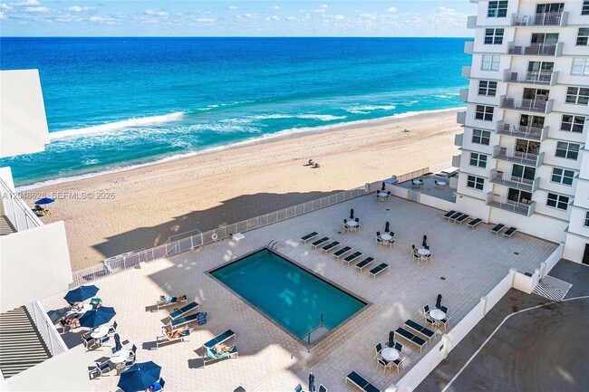 Building Photo - 4505 S Ocean Blvd