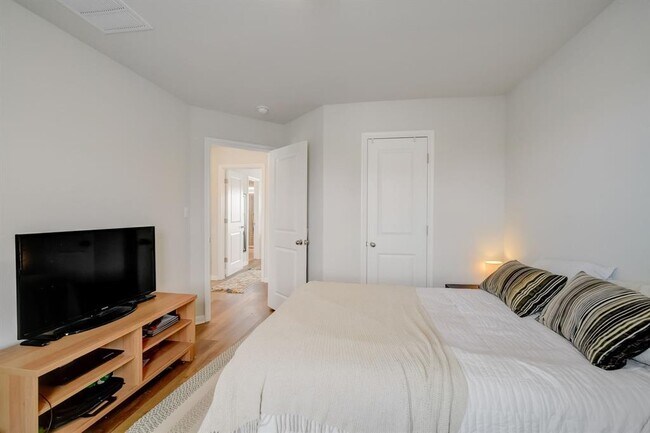 Building Photo - 18002 Malnati Dr