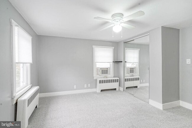 Building Photo - 89 Main St