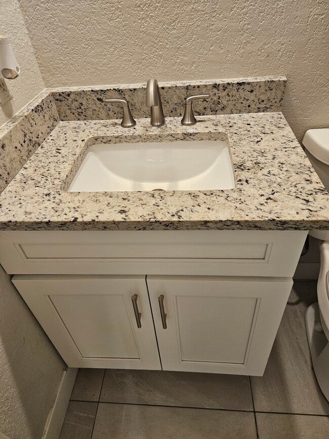 Building Photo - 1352 Trudy Elaine Dr