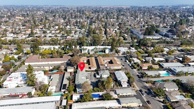 Building Photo - 258 Ventura Ave