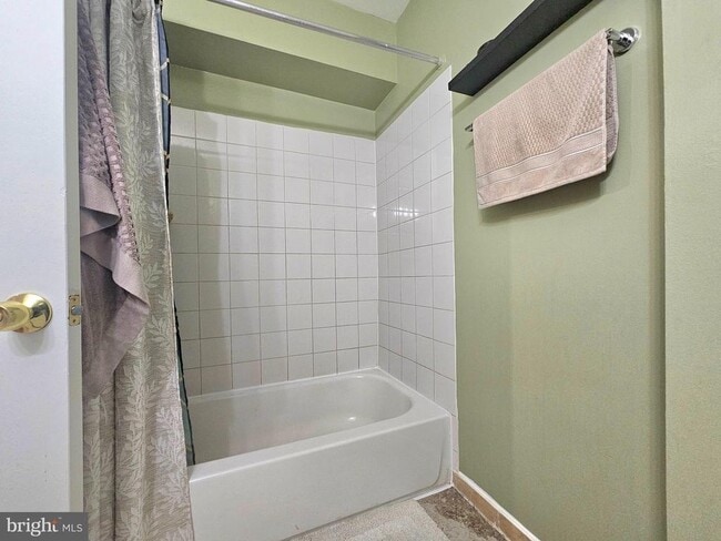 Building Photo - 8077 Pantano Pl