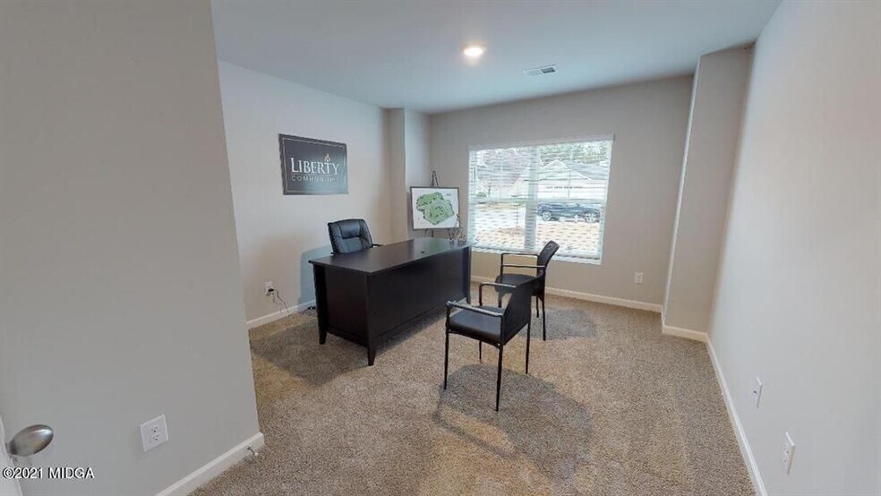 Building Photo - 178 Goodall Woods Dr