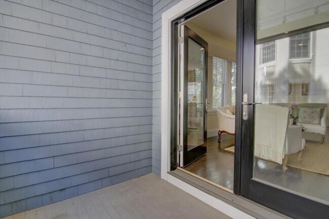 Building Photo - 26 S Angell St