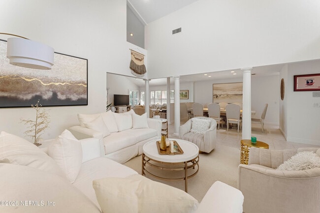 Building Photo - 48 Village Walk Dr