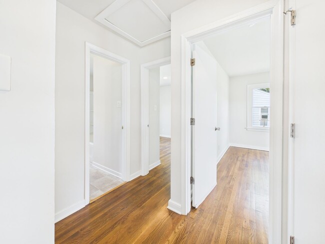 Building Photo - 1706 Catalina Dr