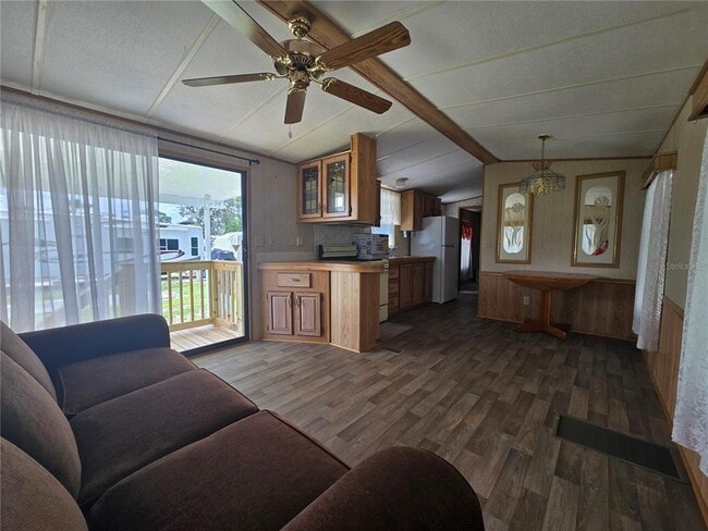 Building Photo - 4105 U.S. Hwy 27 S