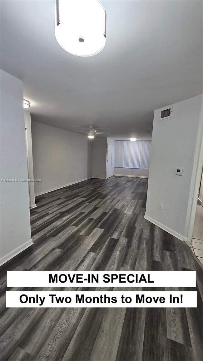 Building Photo - 2881 N Oakland Forest Dr