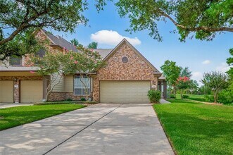 Building Photo - 7914 Loyel Pointe Dr