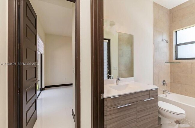 Building Photo - 8853 NW 155th Ter