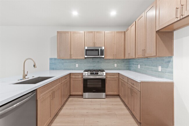 Building Photo - 714 Northridge Terrace Ln