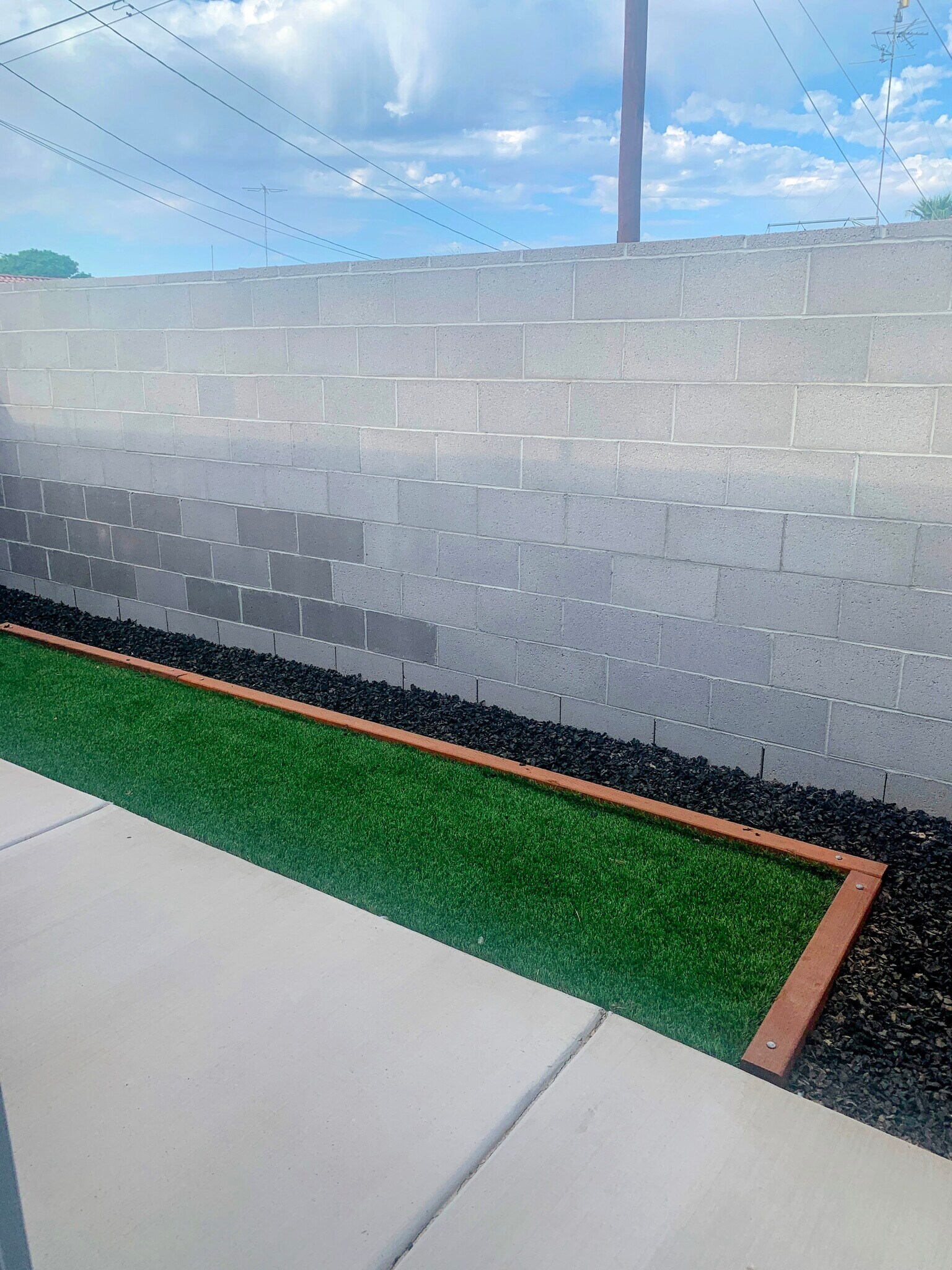 Patio - 123 W Jacobs St