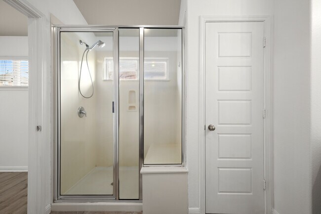 Building Photo - 101 Song Sparrow Cv