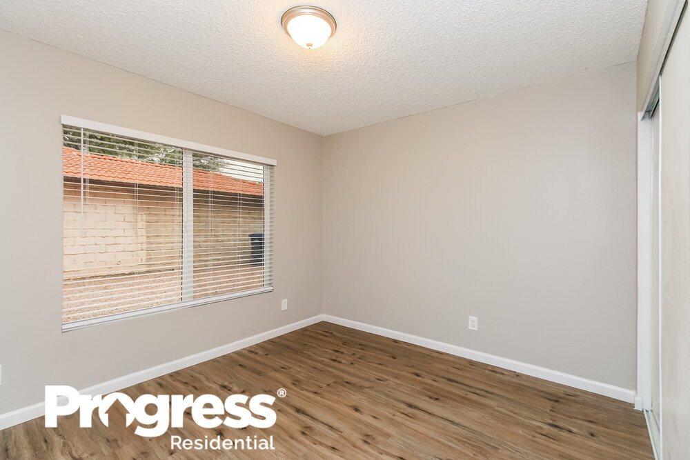 Building Photo - 2718 W Brooks St