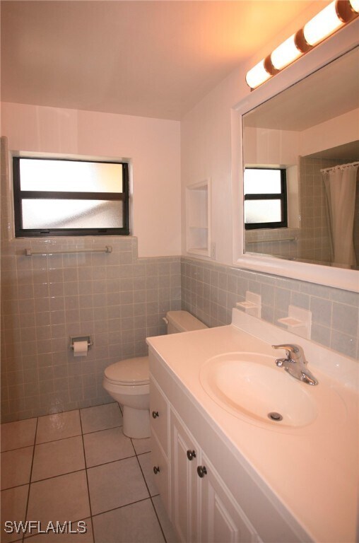 Building Photo - 289 Coral Dr