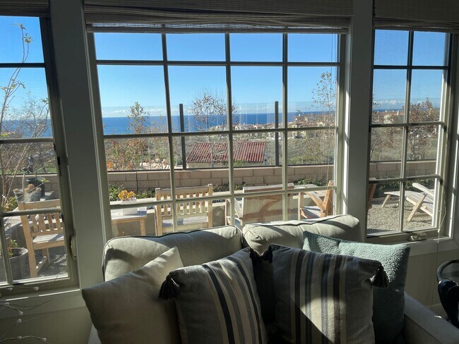 Building Photo - 3 bd/3.5 Ba Sea Summit Panoramic Ocean View Home in San Clemente!