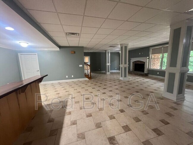 Building Photo - 168 Timberlake Dr