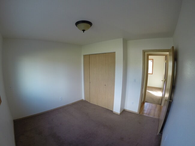 Building Photo - 2804 Gillam Way