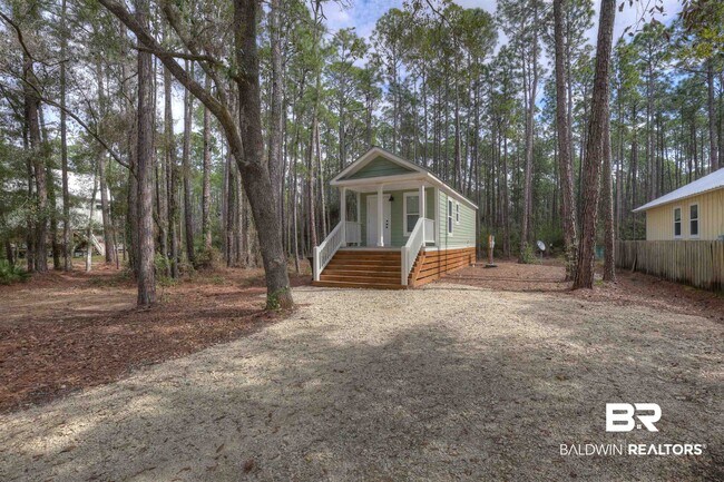 Building Photo - 14588 Scenic Hwy