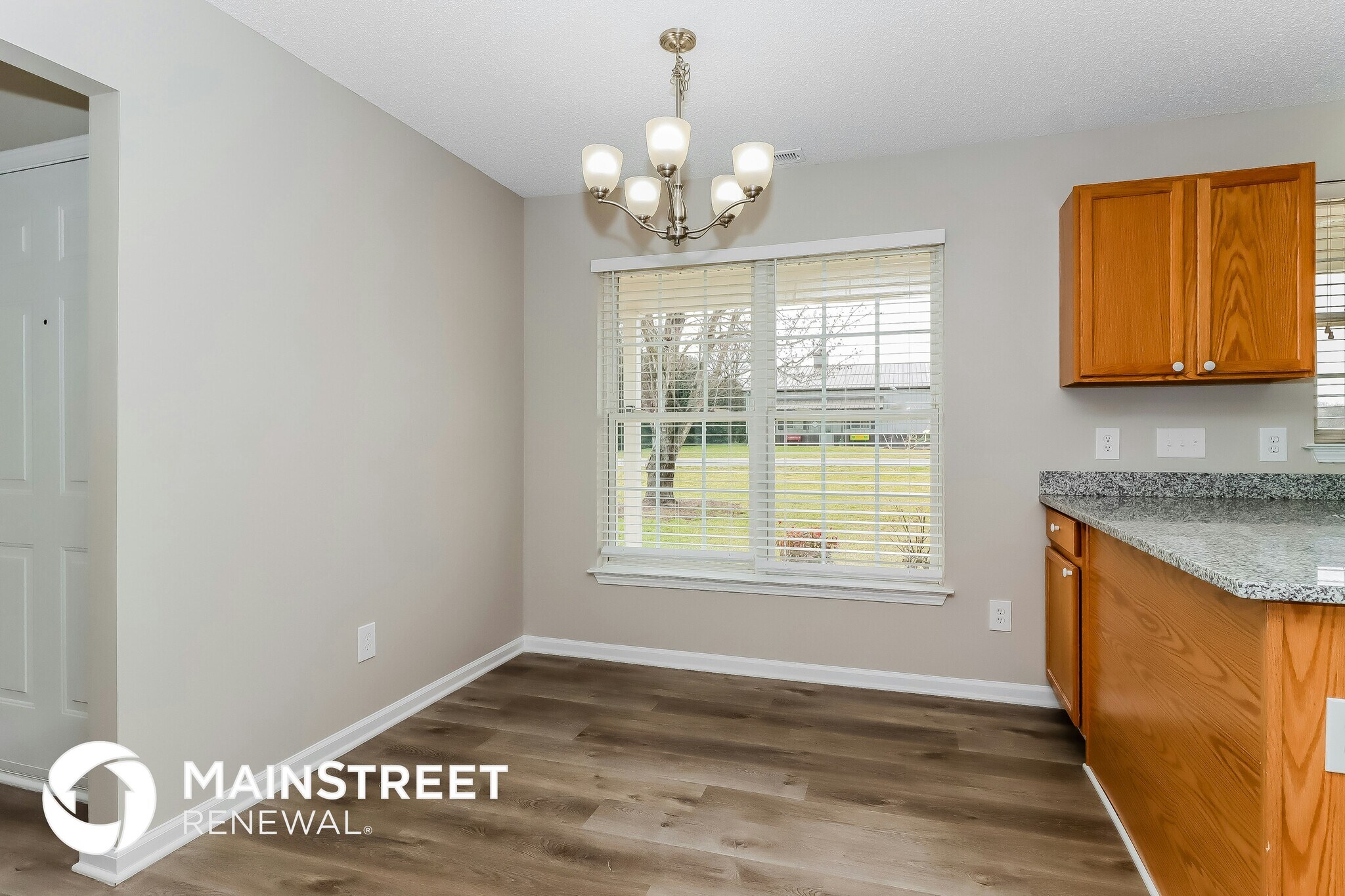 Building Photo - 4275 Cochran Rd