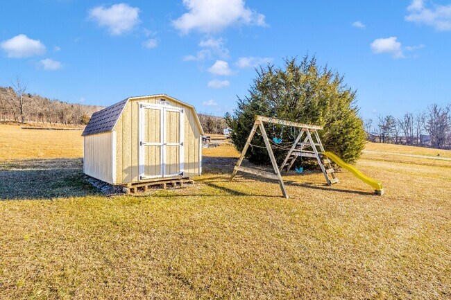 Building Photo - 5201 Amos Reeder Rd