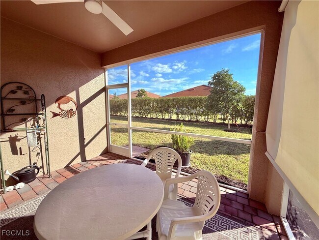 Building Photo - 3029 Royal Gardens Ave