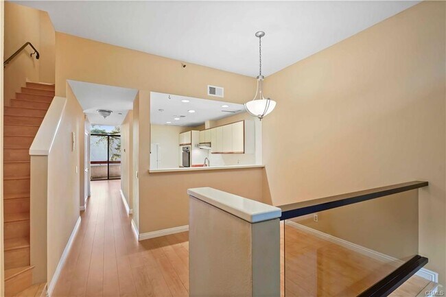 Building Photo - 500 E Del Mar Blvd