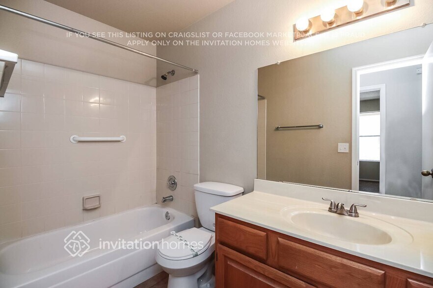 Building Photo - 442 N Granite St