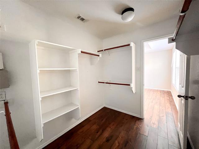 Building Photo - 6928 Derbyshire Dr