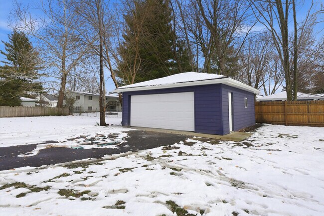 Building Photo - 15409 S Union Pl