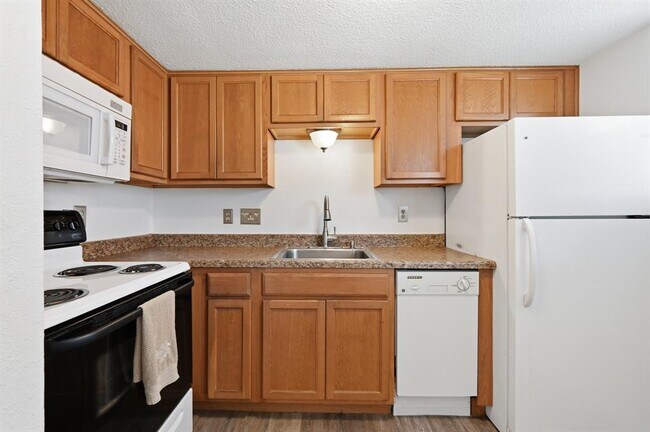 Building Photo - 2500 Burleson Rd