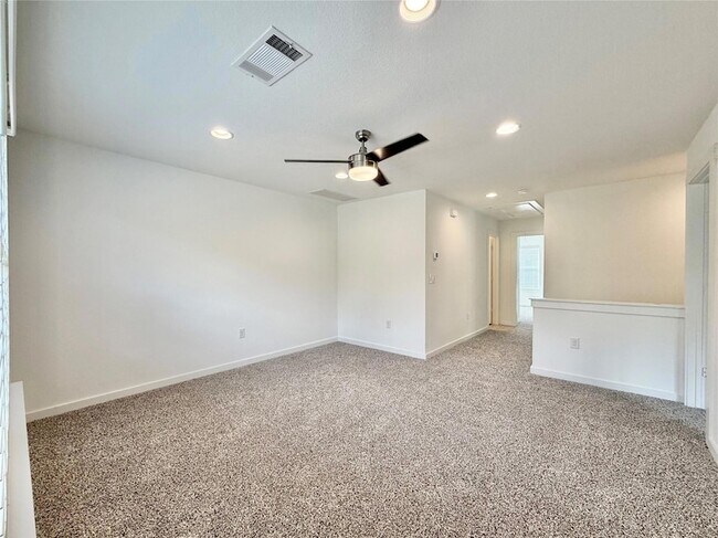 Building Photo - 1061 Winnsboro Lp