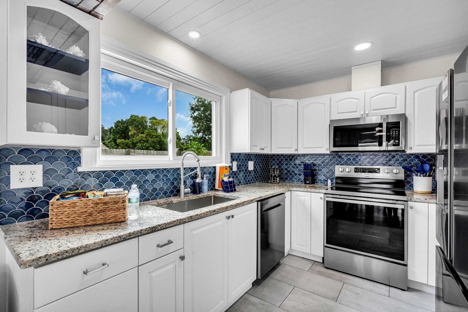 Building Photo - 7220 Arcturas Dr