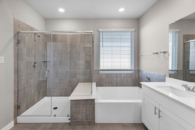 Building Photo - 1514 Blue Acer Dr