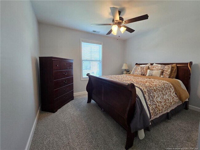 Building Photo - 410 Sedgefield Dr