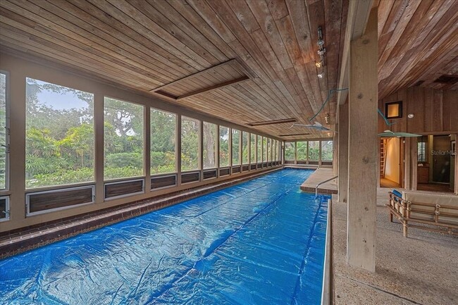 Building Photo - 3348 Old Oak Dr