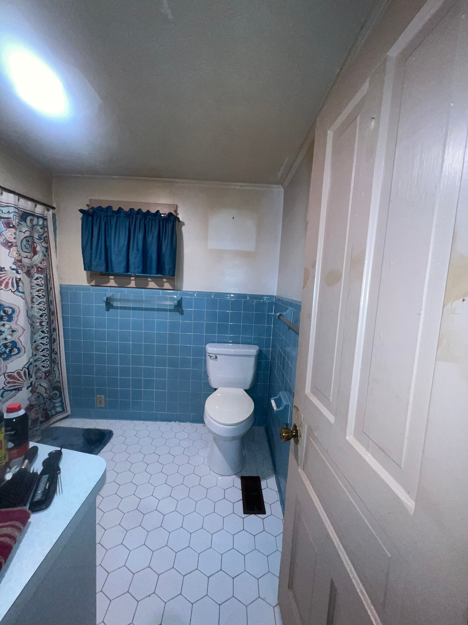 Building Photo - 221 E Covington St