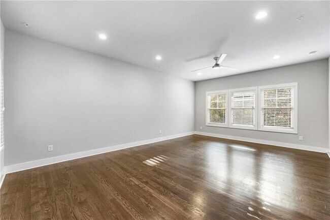 Building Photo - 1819 Huntington Hills Ln NW