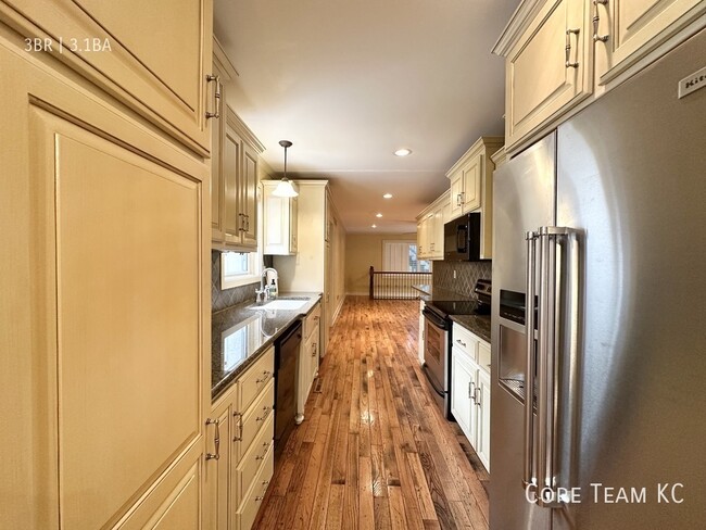 Building Photo - 4819 Jarboe St