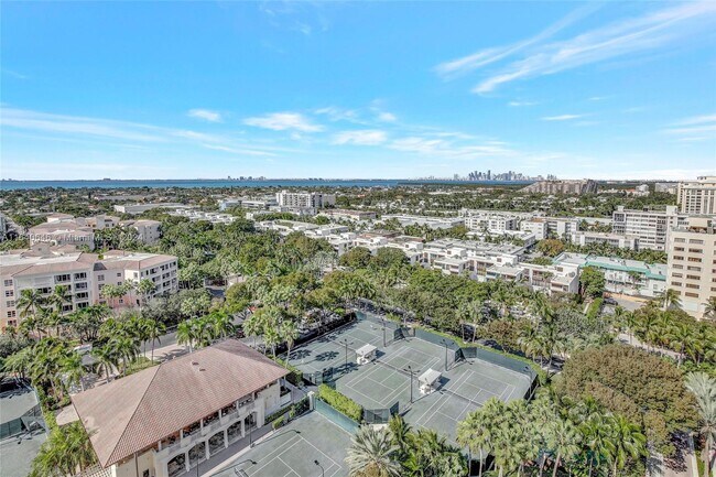 Building Photo - 781 Crandon Blvd