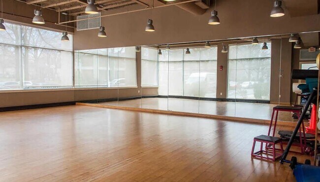 Building Photo - 800 4th St SW