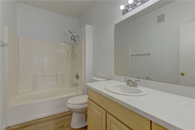 Building Photo - 8250 N Grand Canyon Dr