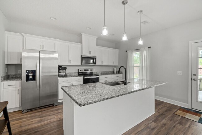 Building Photo - 25 Perlieu Ct