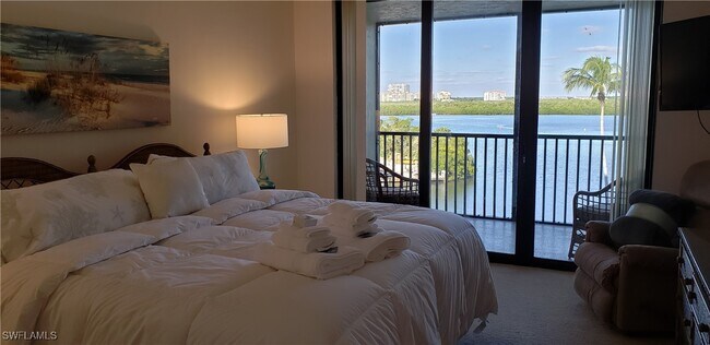 Building Photo - 15 Bluebill Ave