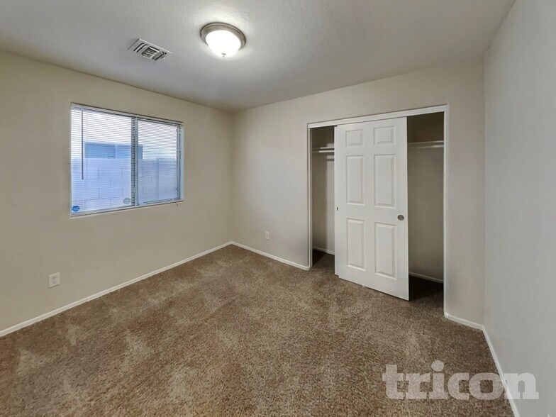 Building Photo - 8830 W Toronto Way