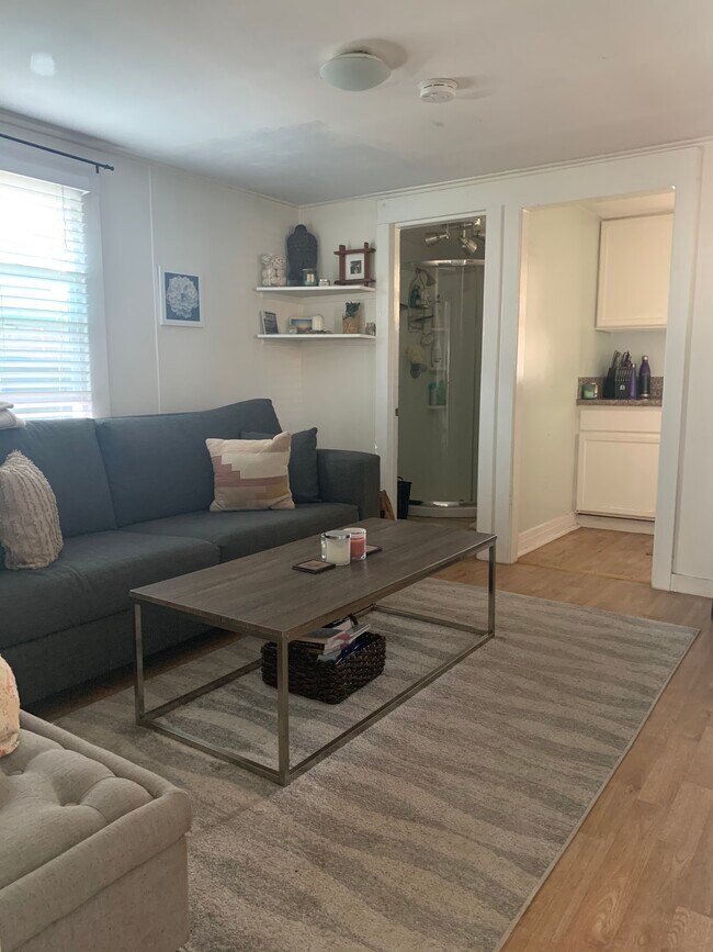 Building Photo - 1923 19th St