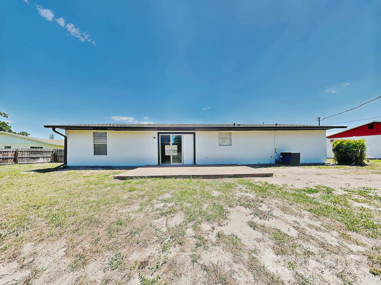 Building Photo - 5513 3rd Avenue Plaza W