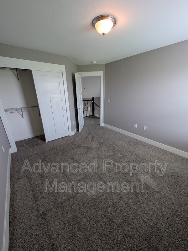 Building Photo - 1520 Foxwood Pass